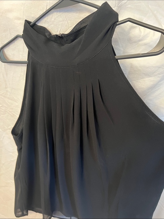 Norah Tops - Women’s Black Sleeveless Pleated High-Neck Blouse